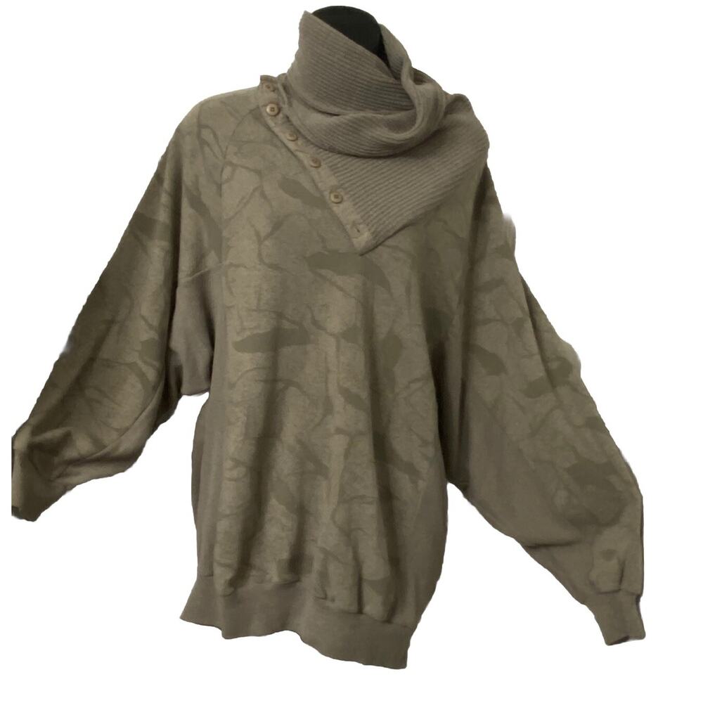 Organically grown M Cable Chunky Tight Knit Sweater Vintage Cowl Neck CabinCore